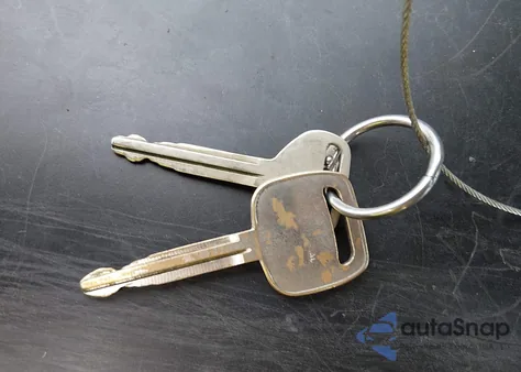 2001 Toyota Corolla S z USA, uszkodzony, nr VIN 2T1BR12E81C439483